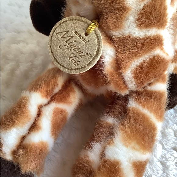 Aurora World Miyoni Tots Plush Giraffe Stuffed Animal Toy - Picture 5 of 15